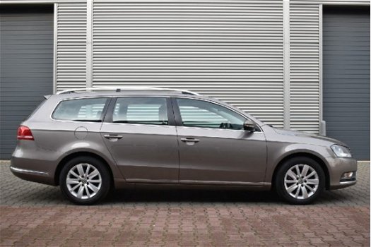 Volkswagen Passat Variant - 1.6 TDI Comfl. BlueMotion Navi PDC (2012) - 1