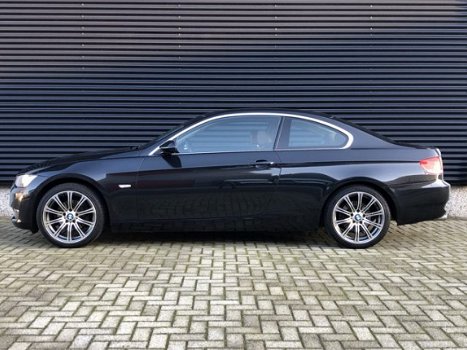 BMW 3-serie Coupé - 320i Corporate Lease Executive / LEDER / NAP / ORG.NL - 1