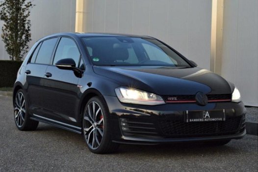 Volkswagen Golf - 2.0 TSI GTI Performance 316 PK | Leder | Xenon - 1