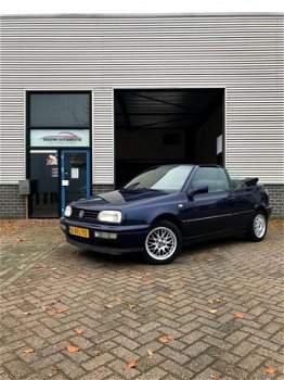 Volkswagen Golf Cabriolet - 2.0 Avantgarde - 1