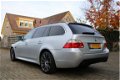 BMW 5-serie Touring - 525i / M pakket / Trekhaak / Pano / PDC - 1 - Thumbnail