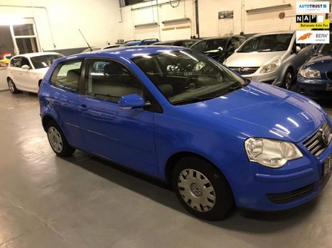 Volkswagen Polo - 1.2-12V Optive Airco/El.ramen/NAP/APK - 1