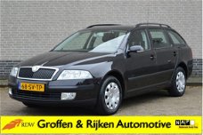 Skoda Octavia Combi - 1.6 Ambiente [❄️AIRCO - CRUISE - NIEUWE DISTRIBUTIERIEM]