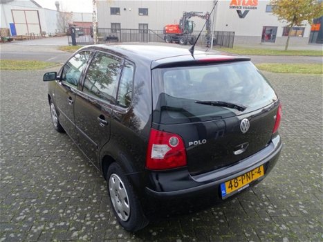 Volkswagen Polo - 1.4-16V Highline APK /AIRCO/STOELVERWARMING - 1