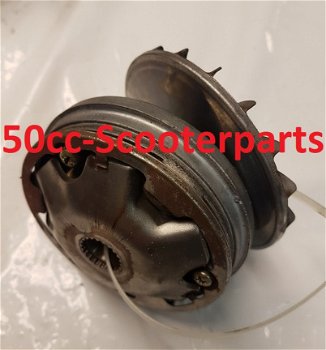 Variateurset Suzuki Uf 50 Estilete 21111-02E00-000 Gebruikt - 1