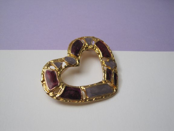 Broche goudkleurig hart model met paars tinten emaille 5.2x4.0 cm. - Afbeelding 4