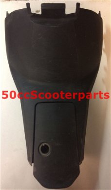 Bodyscherm Bougiedeksel Sym Jet Sport X 8015A-TFA-000-KA Gebruikt