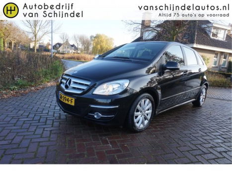 Mercedes-Benz B-klasse - 200 CDI 141pk AUTOMAAT BUSINESS CLASS LUXE NAVI TREKHAAK PARKEERSENSOREN V+ - 1