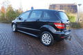 Mercedes-Benz B-klasse - 200 CDI 141pk AUTOMAAT BUSINESS CLASS LUXE NAVI TREKHAAK PARKEERSENSOREN V+ - 1 - Thumbnail