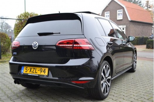 Volkswagen Golf - 1.4 TSI Highline GTE Pano Navi Xenon BTW - 1