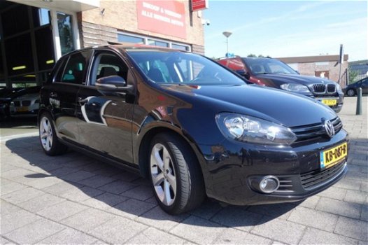 Volkswagen Golf - 2.0 TDI Highline | BJ 2011 Schuifdak Climatronic Zwart - 1