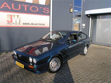 Alfa Romeo GTV - 2.5 V6 Taxatie rapport aanwezig - 1