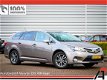 Toyota Avensis Wagon - 1.8 VVTi Business , Leer, Navi, Clima, Stoelverwarming - 1 - Thumbnail