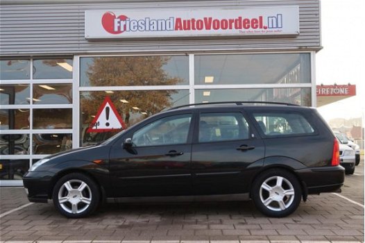 Ford Focus Wagon - 1.6-16V Ghia / Airco / Trekhaak / APK 04-2020 - 1