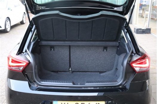 Seat Ibiza - 1.0 TSI Style Business Intense | BEATS audio | Achteruitrijcamera | Navigatie | Climatr - 1