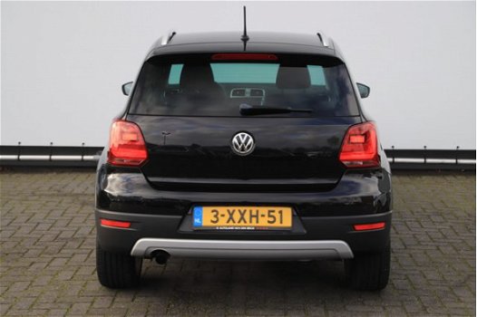 Volkswagen Polo - 1.2 TSI Cross | Parkeersensoren | Climate control | Dealeronderhouden - 1