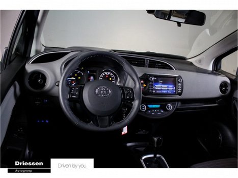 Toyota Yaris - 1.5 Hybrid Active (Navigatie - Camera - Climate control) - 1