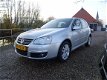 Volkswagen Golf - 1.6 FSI Trendline Business | Airco en 147.000 km (NAP) nu € 5.975, - 1 - Thumbnail