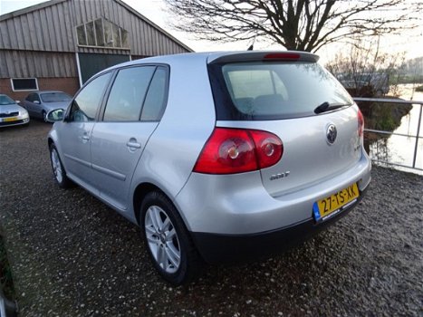 Volkswagen Golf - 1.6 FSI Trendline Business | Airco en 147.000 km (NAP) nu € 5.975, - 1