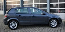 Opel Astra - 1.6 Temptation Automaat