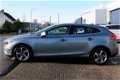 Volvo V40 - 2.0 D2 R-Design (B) + Xenon + Leder + Navi + Lmv + Pdc - 1 - Thumbnail