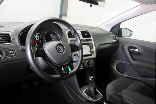Volkswagen Polo - 1.0 TSI 95pk Bluemotion Navigatie App-Connect Airco Cruise Control 200x Vw-Audi-Se - 1