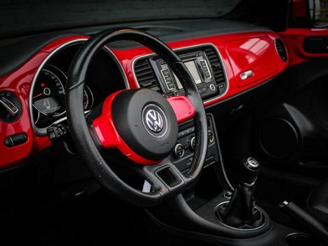 Volkswagen Beetle Cabriolet - 1.2 TSI Design BlueMotion / Leder / Navigatie - 1