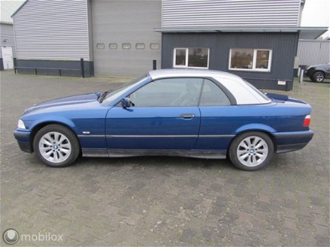 BMW 3-serie Cabrio - E 36 318 cabrio - 1