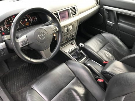 Opel Vectra GTS - 1.8 16V Clima Navi Cruise LM velgen Leder etc - 1