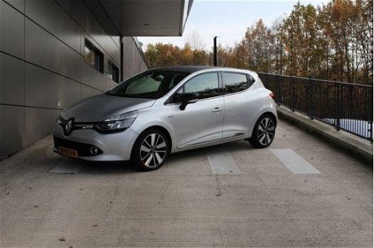 Renault Clio - TCe 120 EDC Iconic - Automaat - 1