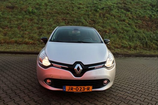 Renault Clio - TCe 120 EDC Iconic - Automaat - 1