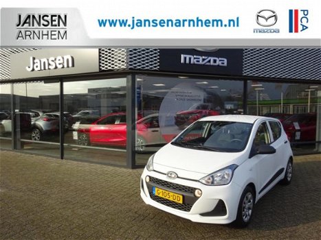 Hyundai i10 - 1.0i i-Drive Weinig km - 1