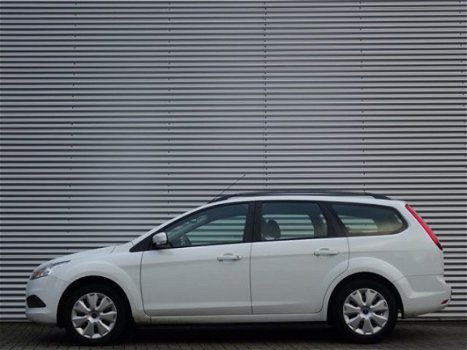 Ford Focus Wagon - 1.6 TDCI COMFORT / APK T/M 5-2020 - 1