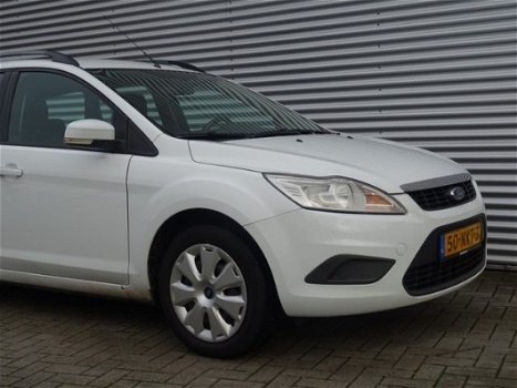 Ford Focus Wagon - 1.6 TDCI COMFORT / APK T/M 5-2020 - 1