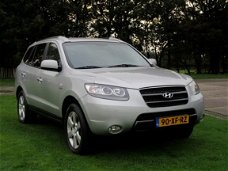 Hyundai Santa Fe - 2.7I V6 4WD STYLE AUT+ 7P+LEER+NAV+PDC V+A+TREKH