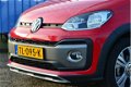 Volkswagen Up! - 1.0 75pk Cross up CLIMA / CRUISE / PDC / A.CAMERA / 16