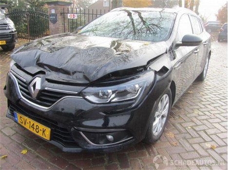 Renault Mégane - 1.3 Energy TCe Limited 140 pk - 1