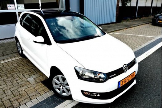 Volkswagen Polo - 1.2 TDI BlueMotion Comfortline 5-D ZWART DAK - 1