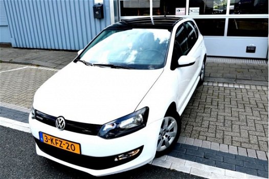 Volkswagen Polo - 1.2 TDI BlueMotion Comfortline 5-D ZWART DAK - 1