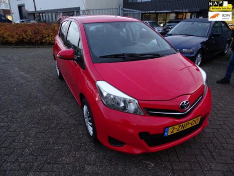 Toyota Yaris - 1.0 VVT-i Aspiration PARKEER CAMERA ACHTER, NAVI - 1