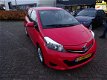 Toyota Yaris - 1.0 VVT-i Aspiration PARKEER CAMERA ACHTER, NAVI - 1 - Thumbnail