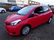 Toyota Yaris - 1.0 VVT-i Aspiration PARKEER CAMERA ACHTER, NAVI - 1 - Thumbnail