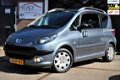 Peugeot 1007 - 1.6-16V Sporty 84dkm|Automaat|AC|Flipprs|Cruise - 1 - Thumbnail