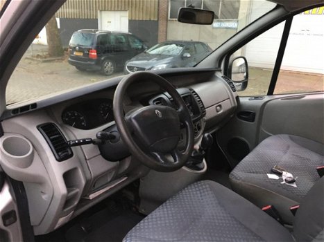 Renault Trafic - 2.5 dCi T29 L1H1 * Airco * cruise Control * 6Bak * 107KW=146PK * APK 4-2020 - 1