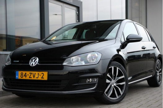 Volkswagen Golf - 1.6 TDI Highline | DSG | - 1