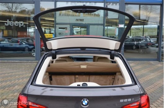 BMW 5-serie Touring - 528i High Executive - 1