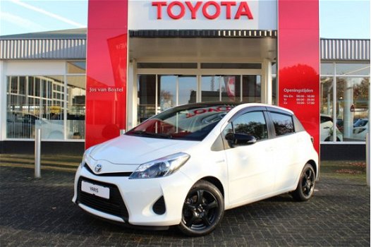 Toyota Yaris - 1.5 Full Hybrid Aspiration STOELVERWARMING/ NAVI/ CRUISE/ LM-VELGEN - 1