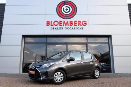 Toyota Yaris - 1.0 VVT-i Style Navigatie - 1