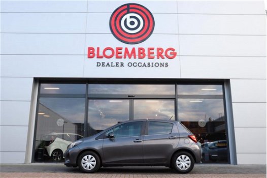 Toyota Yaris - 1.0 VVT-i Style Navigatie - 1