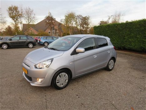 Mitsubishi Space Star - 1.0 Bright Clima, 1e eig, NL auto, dealer ond. Nieuwjaarssale - 1